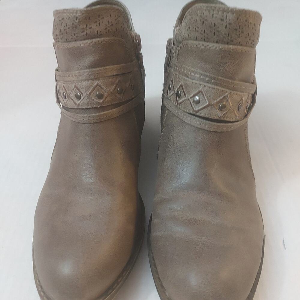 Sugar Thunderome Brown Ankle Boots Shooties 7 Western Casual Costal Cowgirl Boho